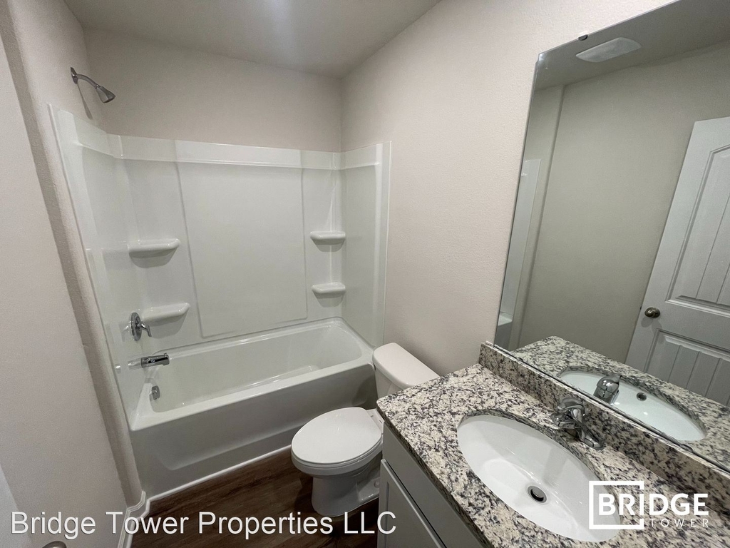 708 Hawley Street - Photo 10