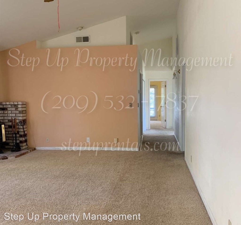 12986 Mountain View - Photo 2