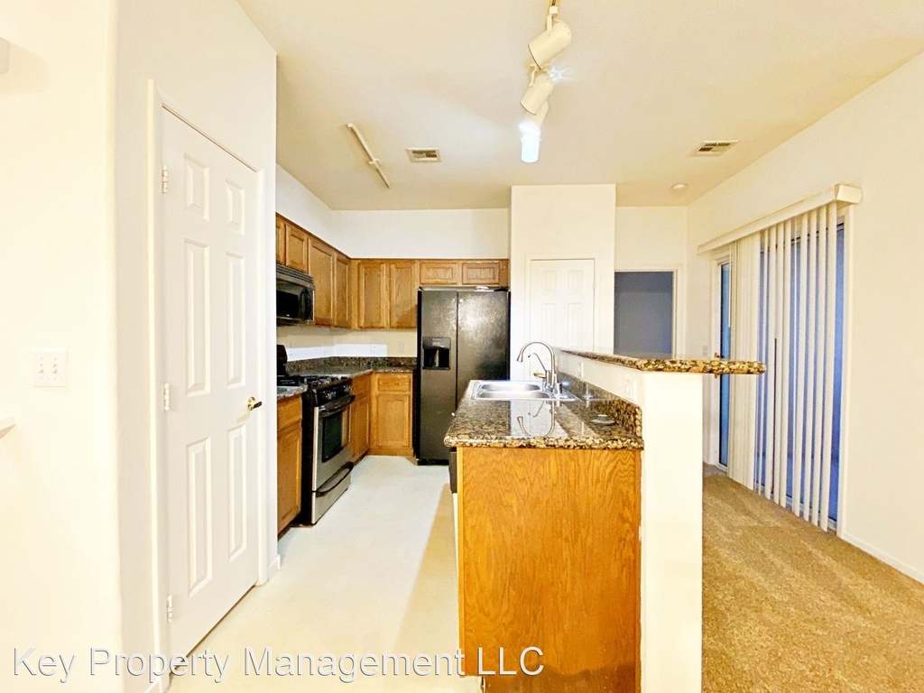 4005 Pepper Thorn Ave #201 - Photo 5