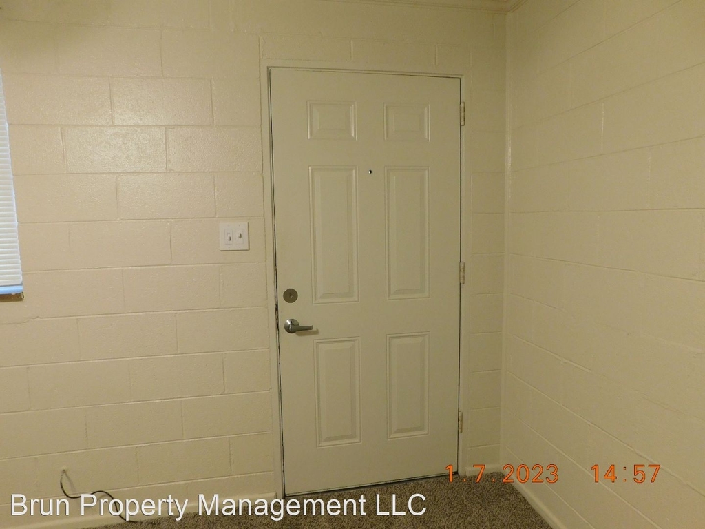 3900 Seeber Dr., #5 - Photo 3