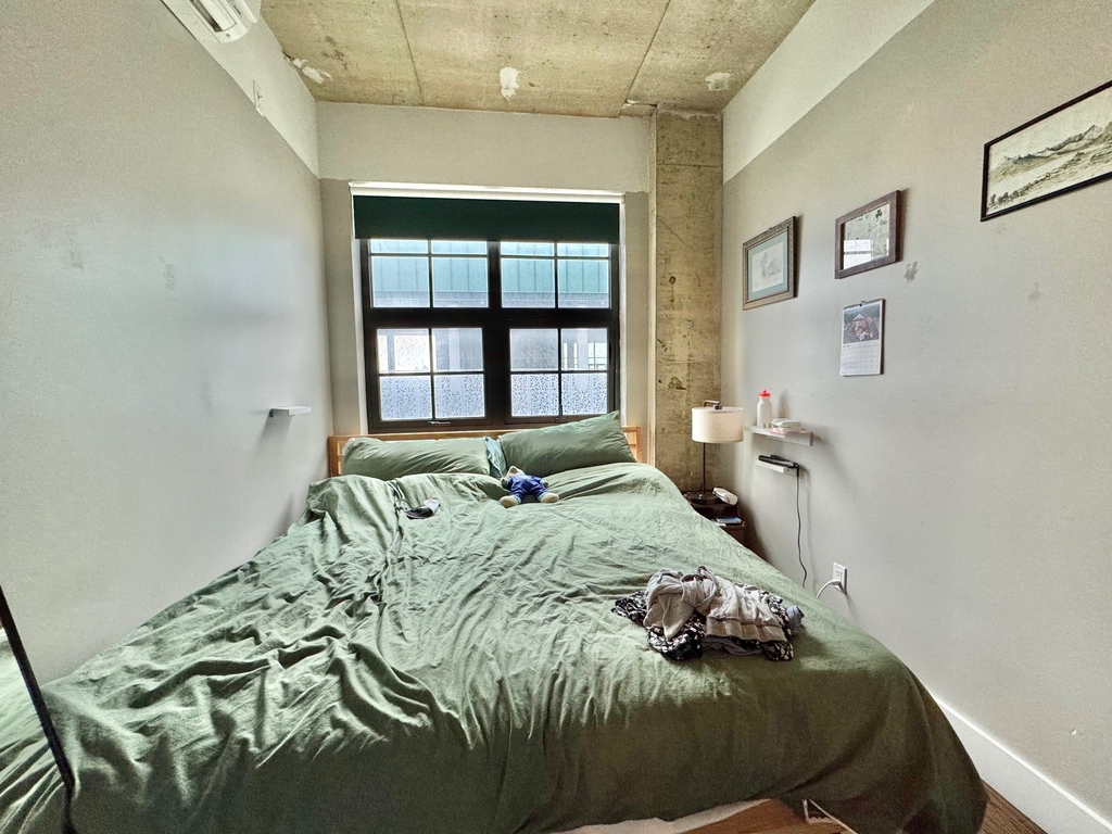 187 Kent Avenue - Photo 3