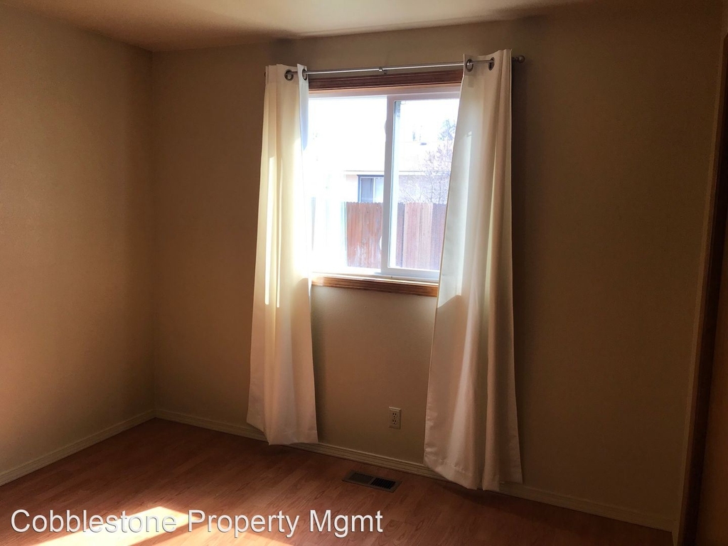 8135 W Canterbury - Photo 13