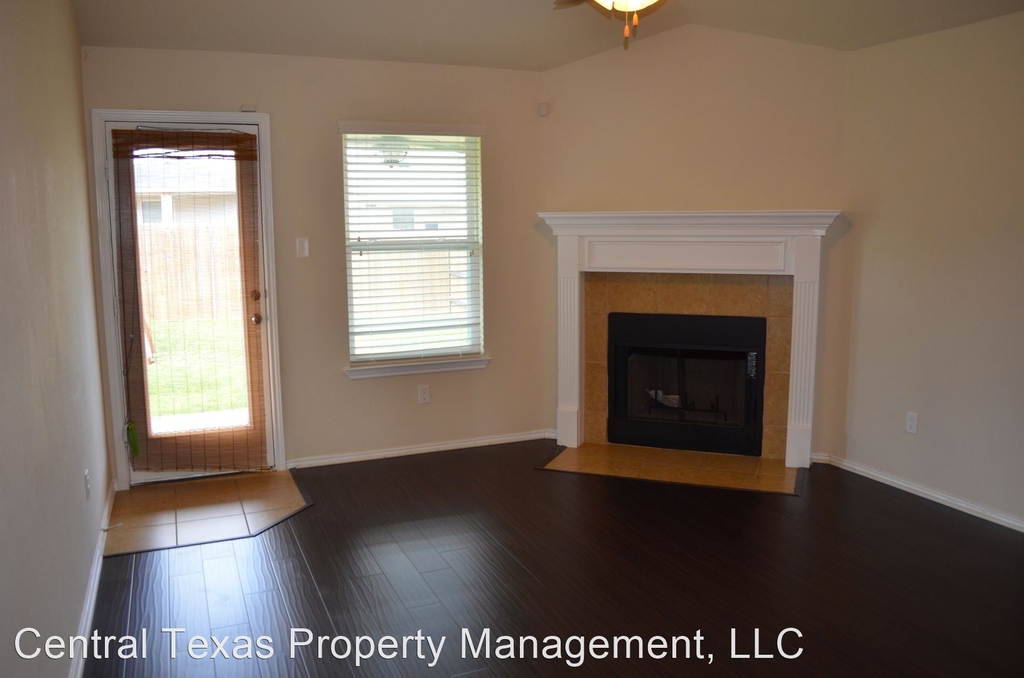 9517 Rogano Court - Photo 36