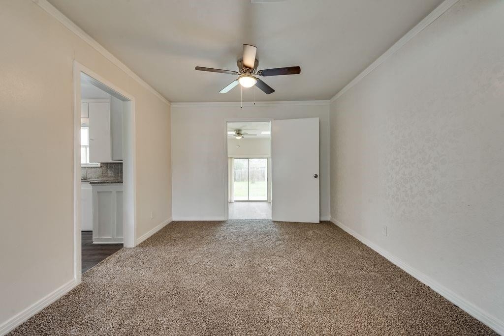 4309 Martha Lane - Photo 4