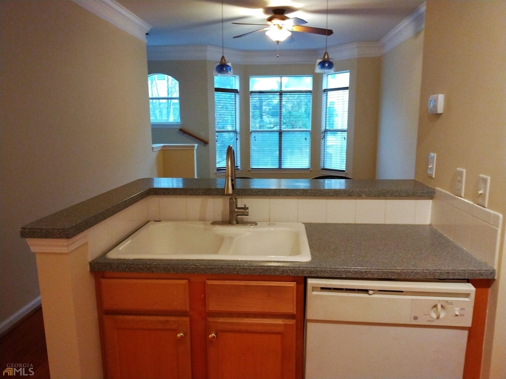 375 Highland Ave Ne  #1013 - Photo 13