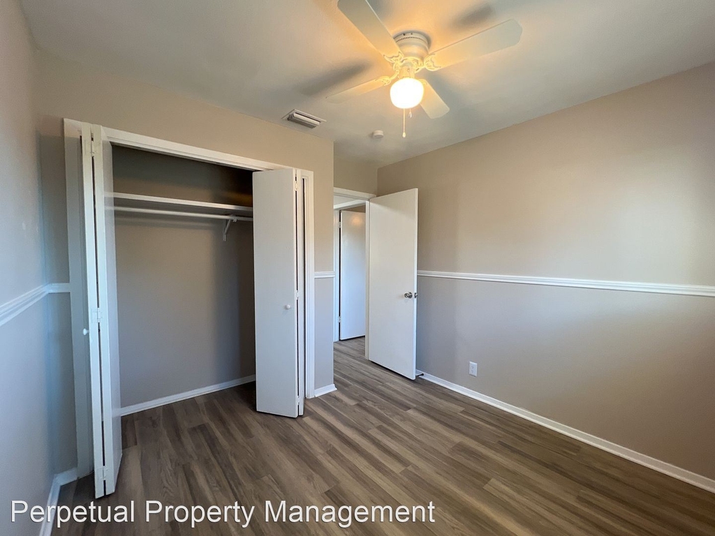 12400 Tree Line Dr Unit B - Photo 10