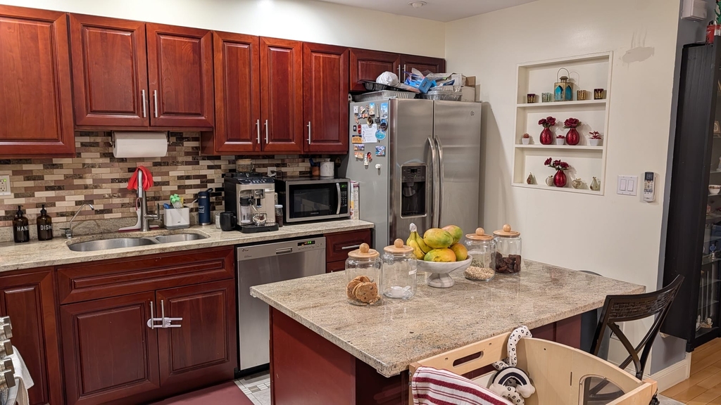 25th avenue - Photo 2