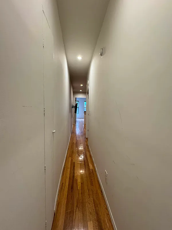 451 West 46th Street - Photo 6