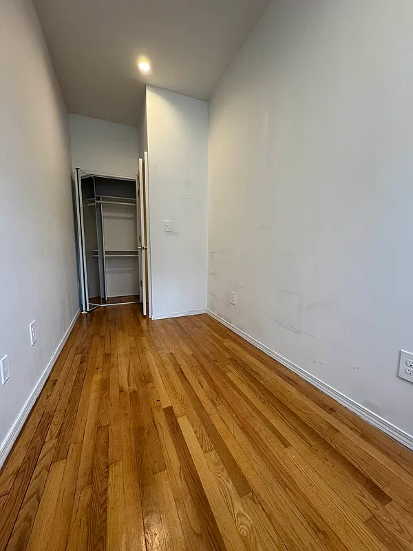 451 West 46th Street - Photo 8