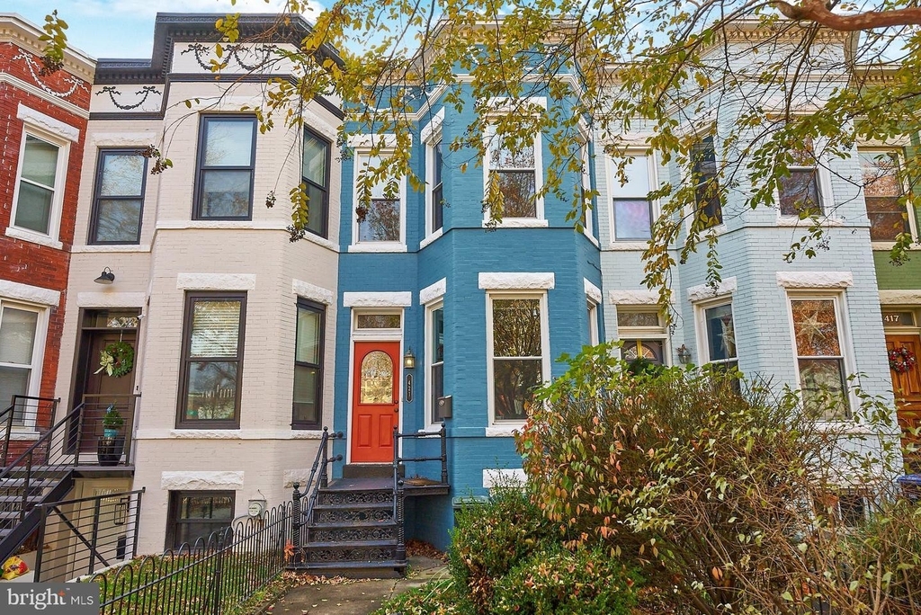 421 K St Ne - Photo 0