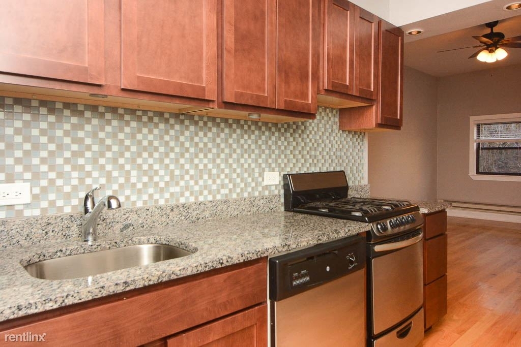 1435 N. Dearborn, Unit A6 - Photo 2