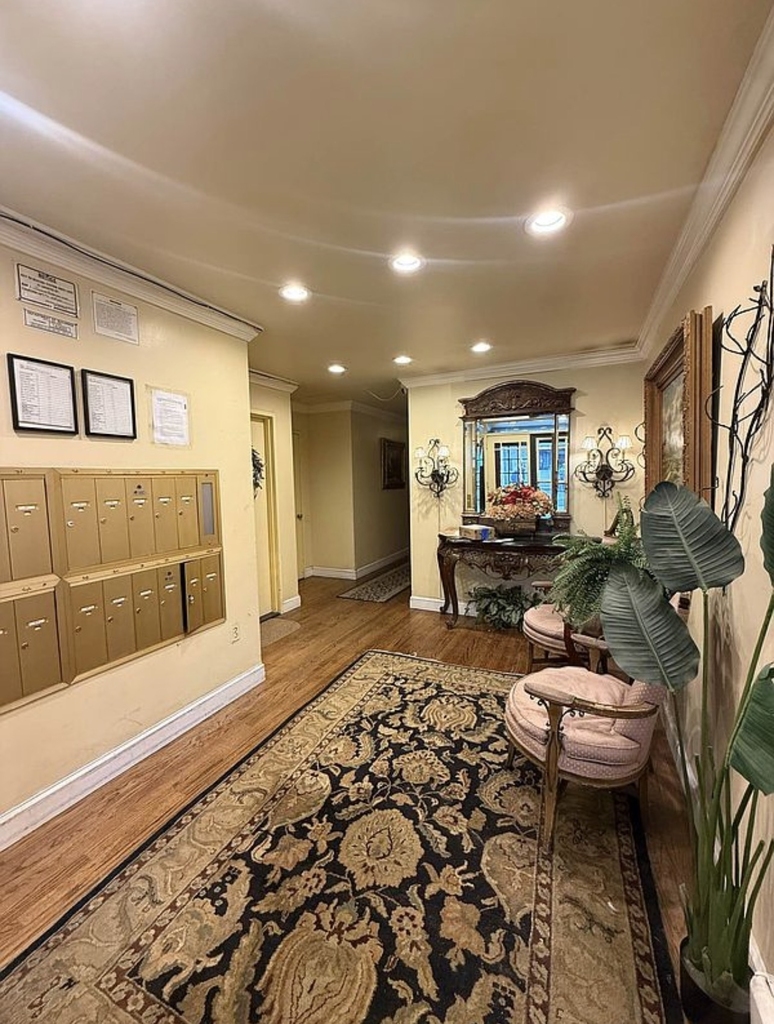 343 West 51st Street - Photo 4