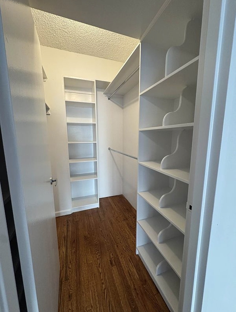 343 West 51st Street - Photo 14