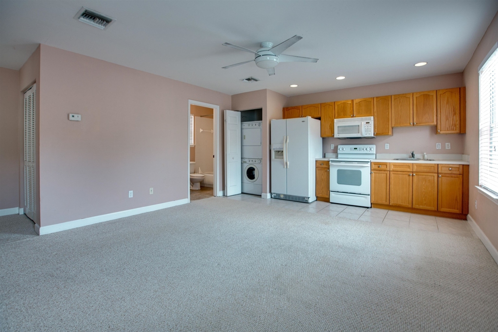 4266 Park Crossing - Photo 2