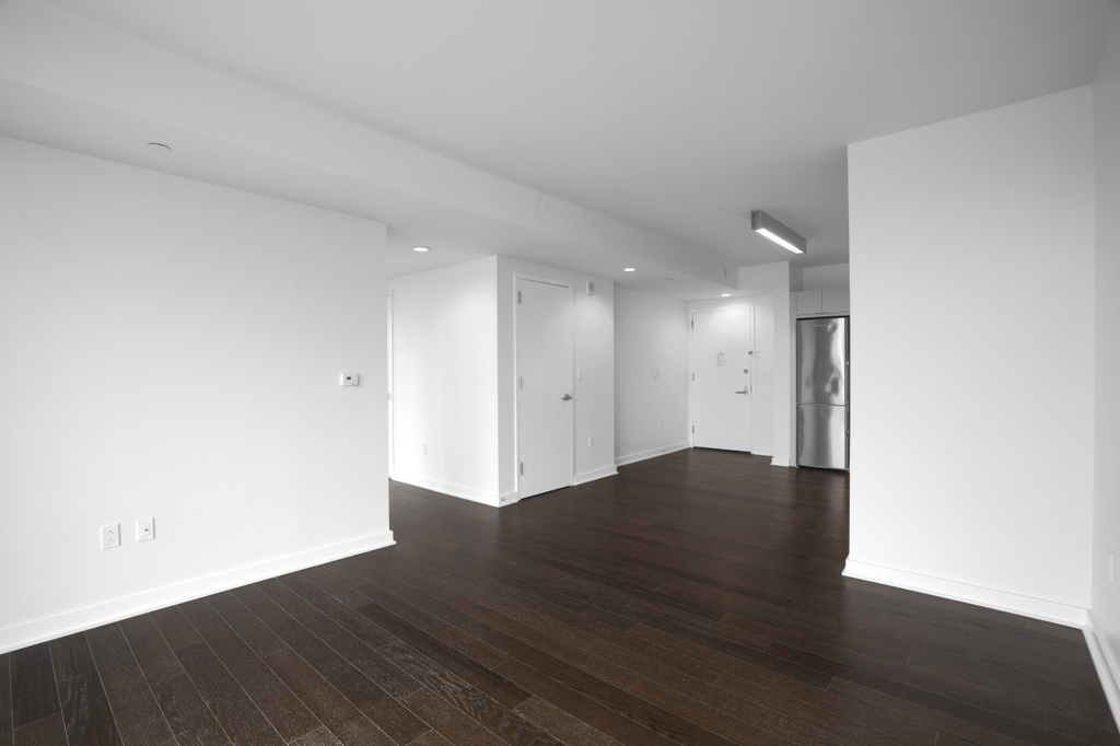 400 West 113th Street - Photo 19