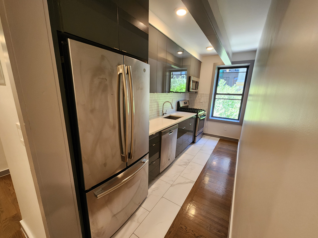 601 West 151st Street - Photo 0