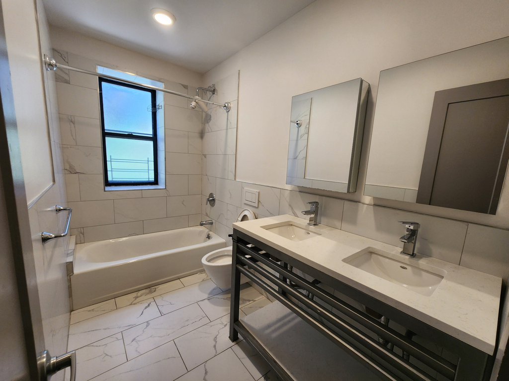 601 West 151st Street - Photo 8