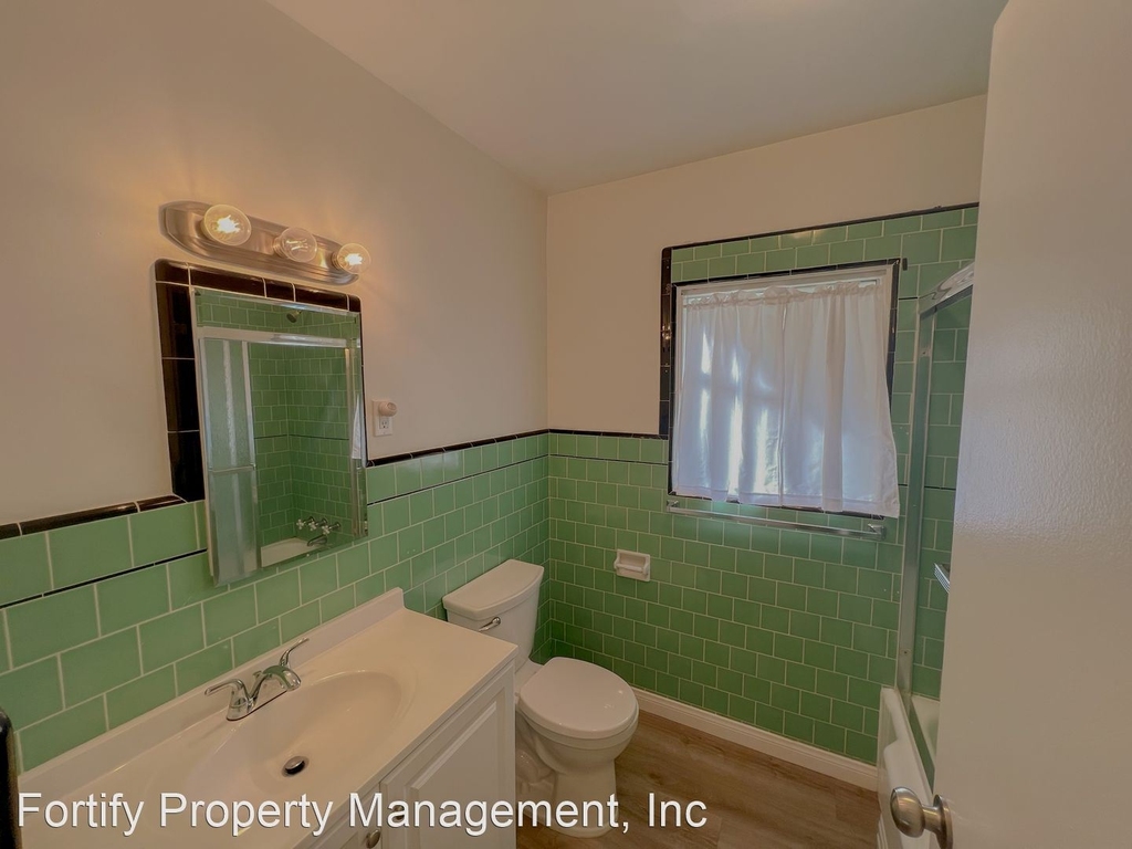 25109 Narbonne Ave - Photo 14