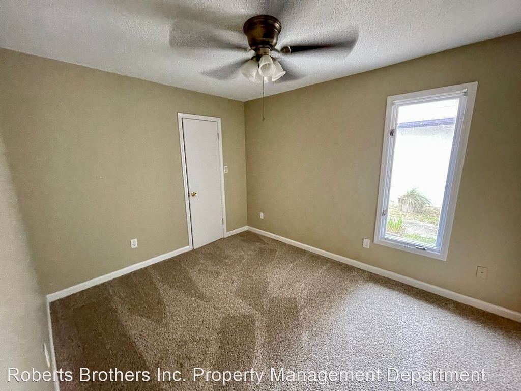 6300 Creel Road - Photo 10