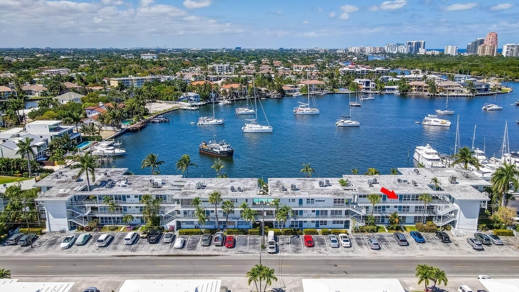 2727 Yacht Club Boulevard - Photo 3