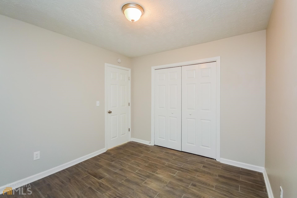 851 Sweetwater Way - Photo 10