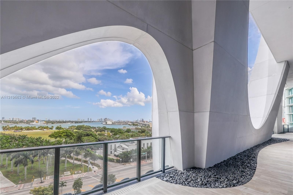 1000 Biscayne Blvd - Photo 40