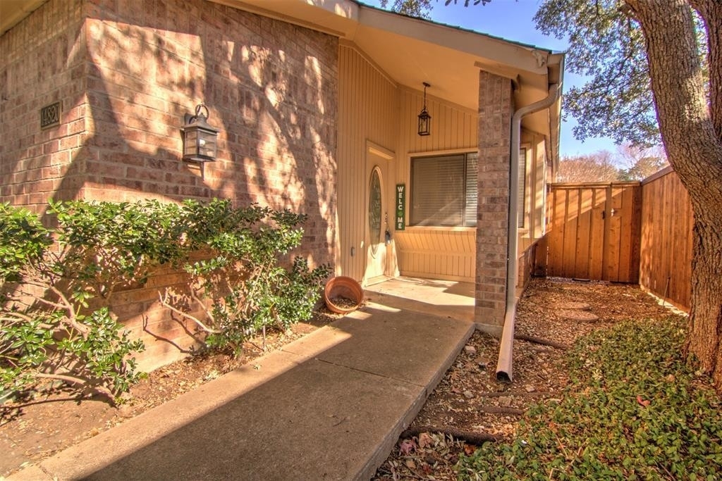 14820 Sopras Circle - Photo 1