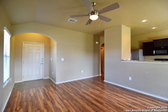 6314 Deer Valley Dr - Photo 2