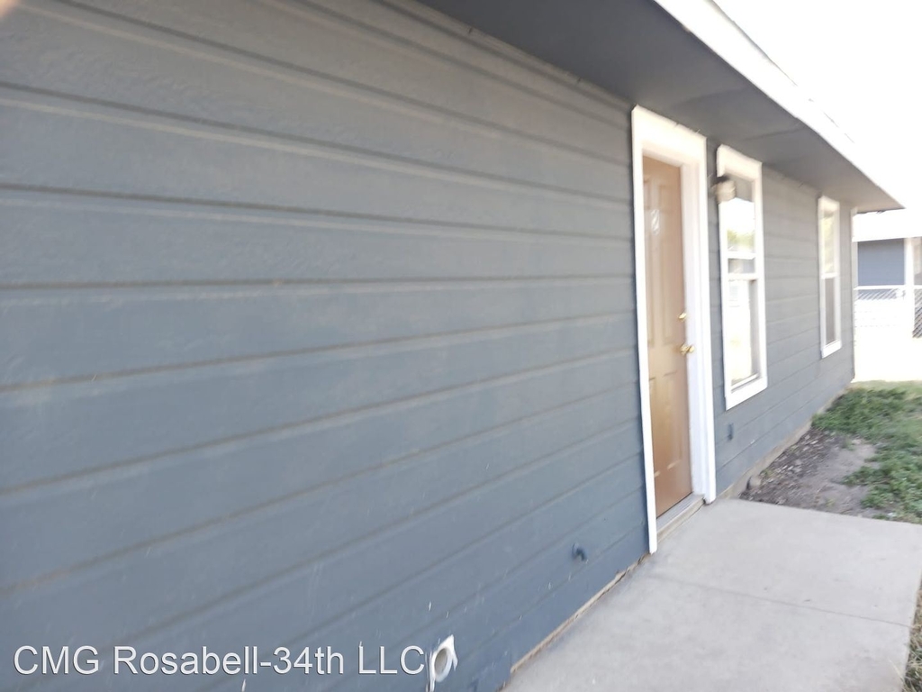 122 Rosabell St - Photo 1