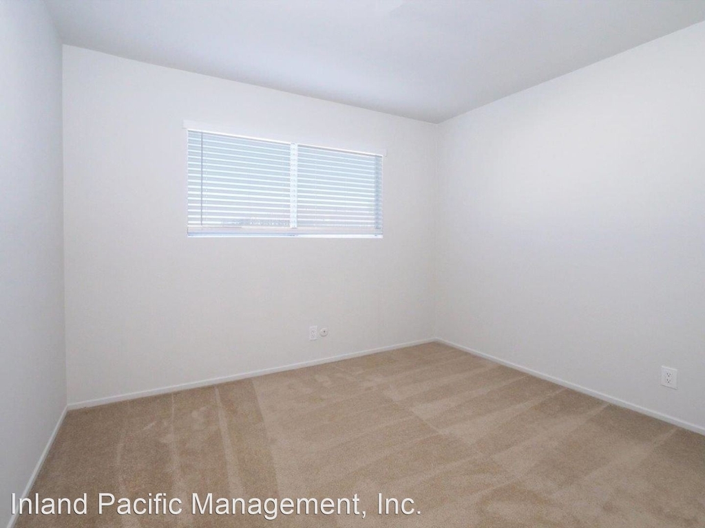 715 Amapola Ave. - Photo 16