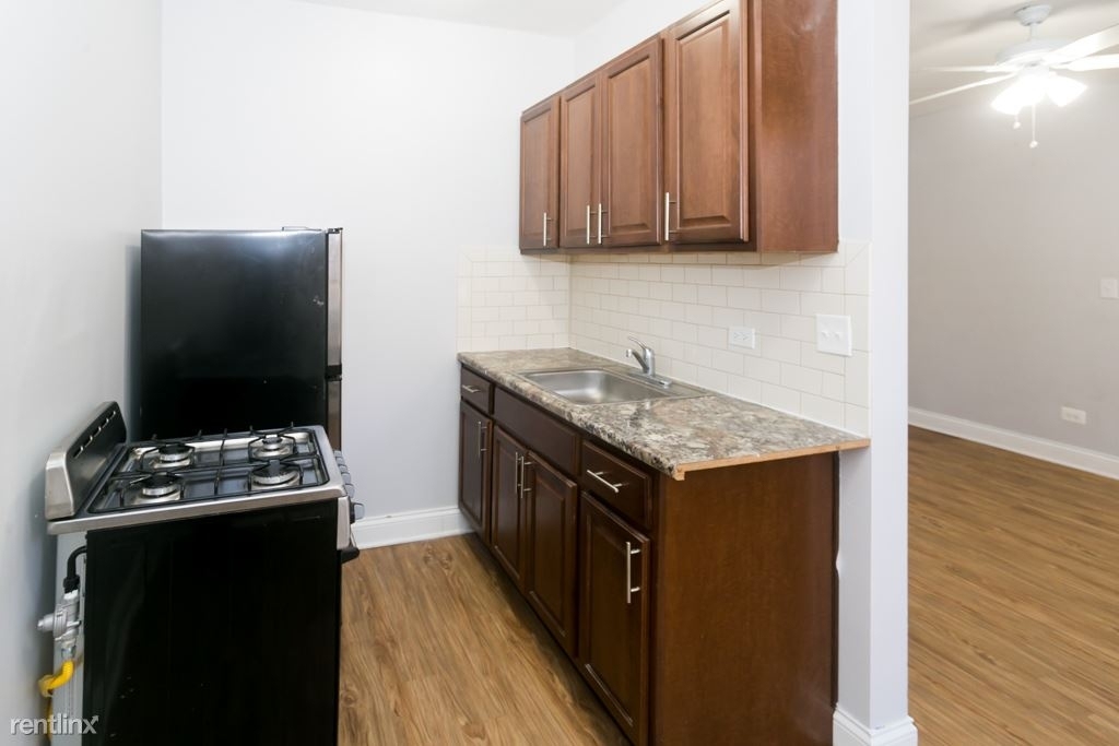 4070 N. Kenmore, Unit 101 - Photo 4