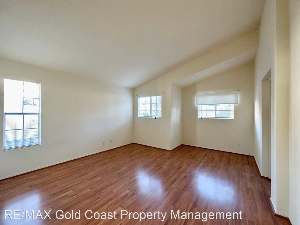 2510 Seadrift Court - Photo 17