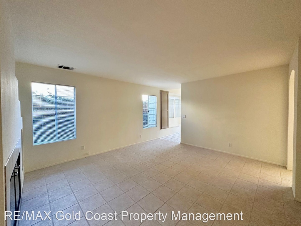 2510 Seadrift Court - Photo 10