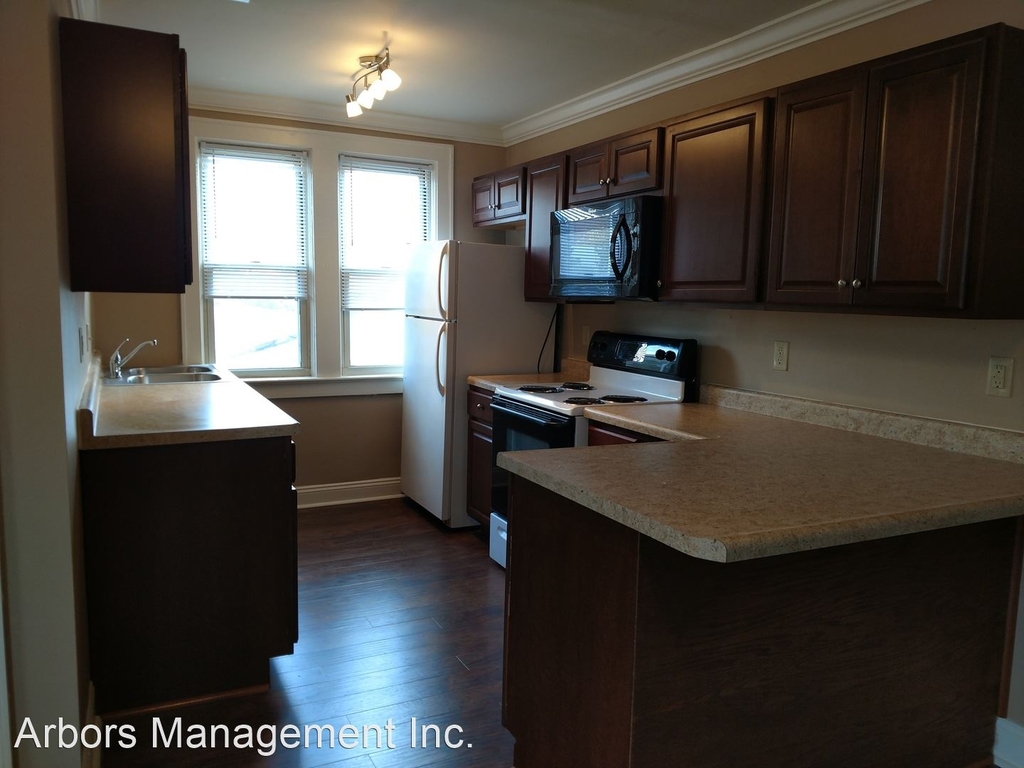 5200 Brightwood - Photo 3