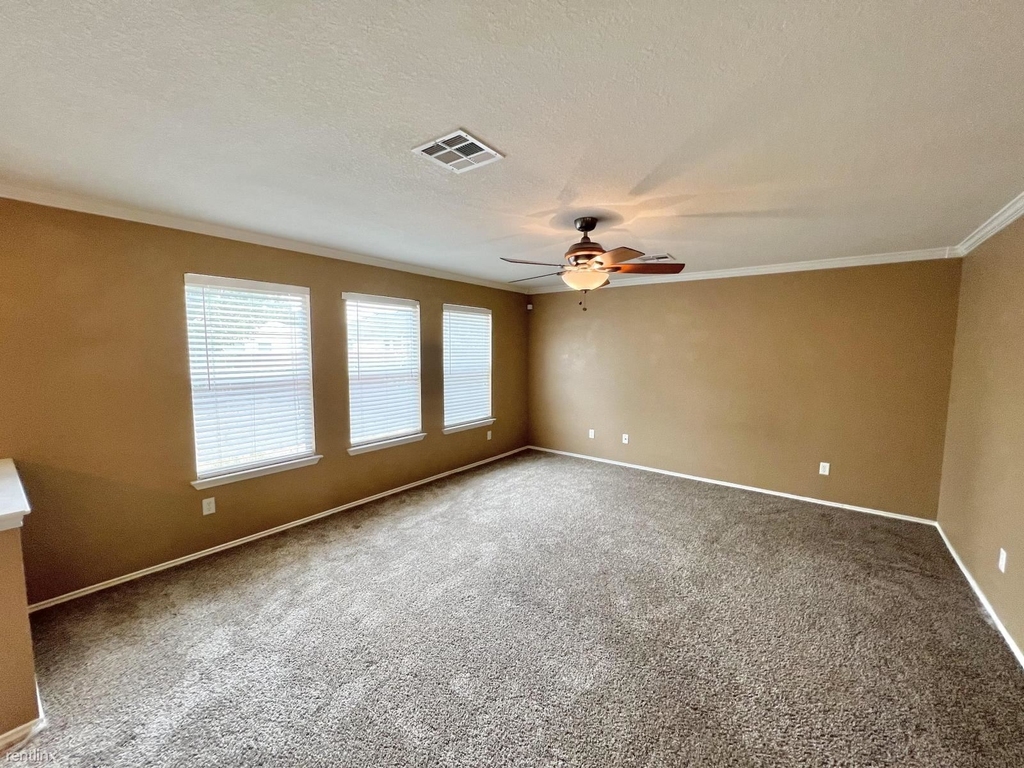 4509 Causeway Ct - Photo 1