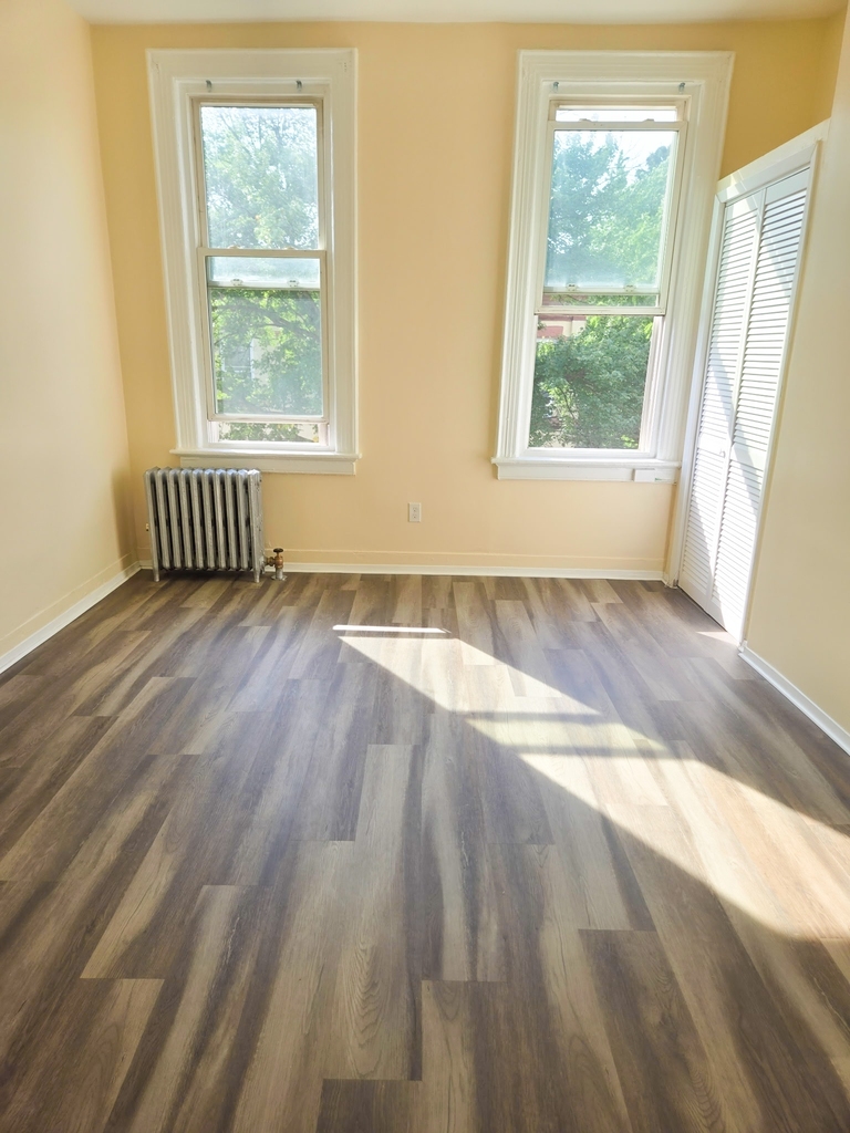 54-6 Nurge Avenue - Photo 4