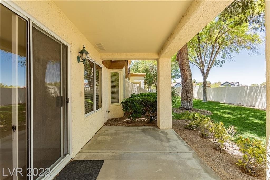 8608 Desert Holly Drive - Photo 23