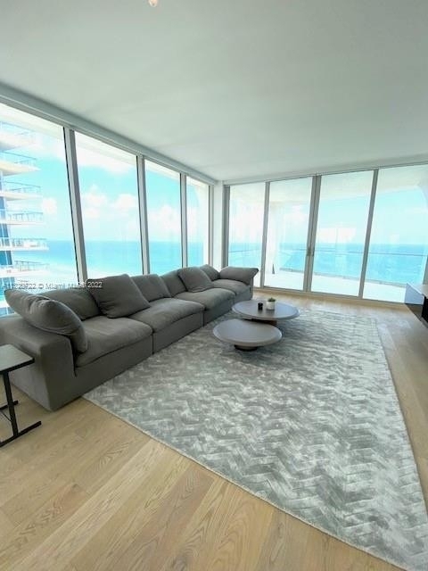 16901 Collins Ave - Photo 6