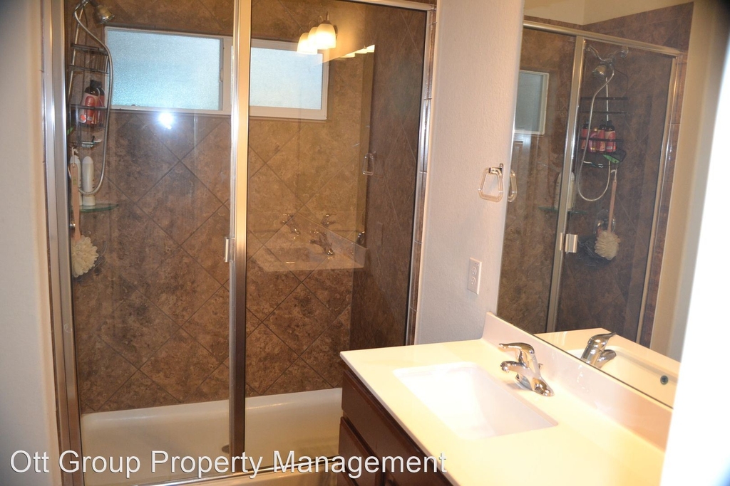 3418 Lorne Dr. - Photo 2