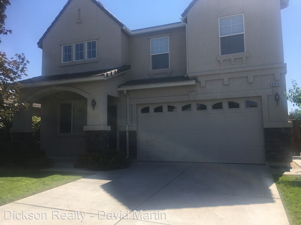 2311 Signa Drive - Photo 0