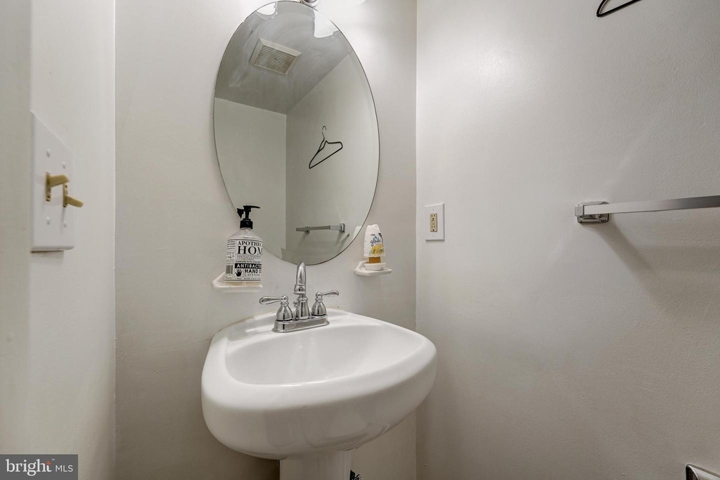 6511 Buckland Ct - Photo 14