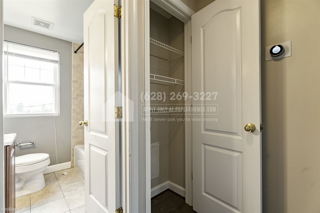 2614 Kent Village Dr, Unit #b - Photo 19