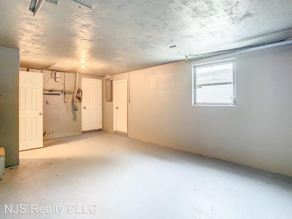 4850 Flora Ave. - Photo 30