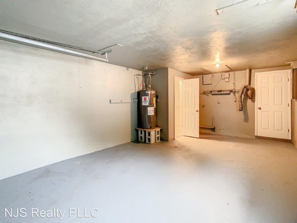 4850 Flora Ave. - Photo 29