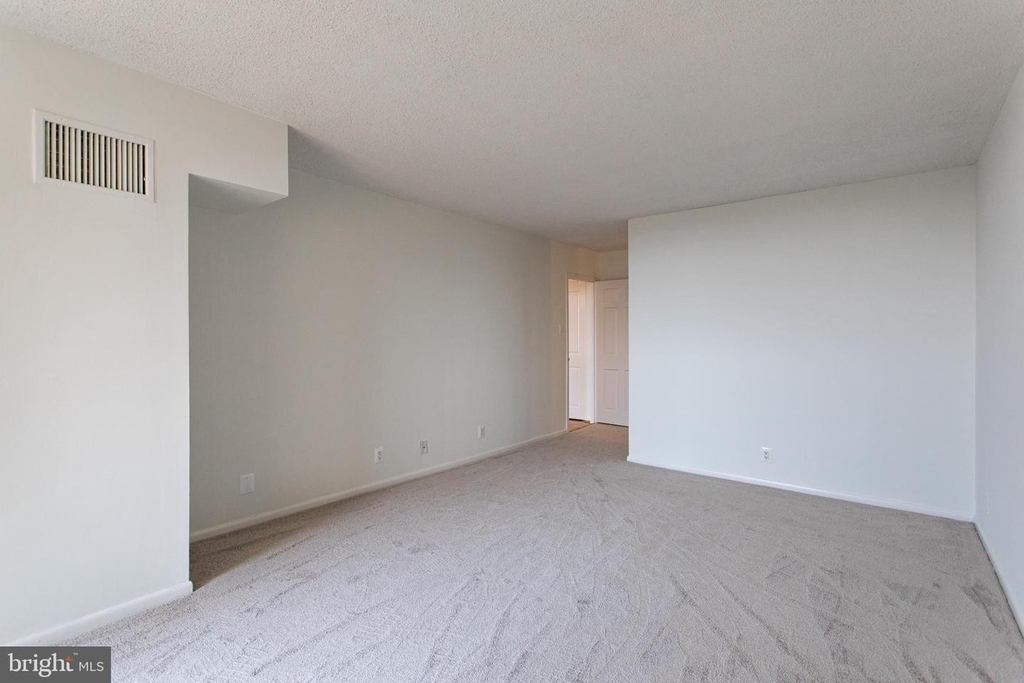 4601 N Park Ave #1711l - Photo 16