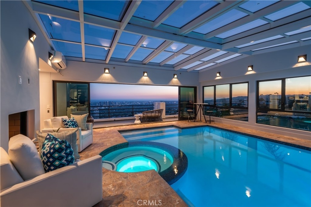2287 Sunset Plaza Drive - Photo 59