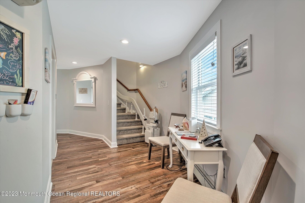 424 E Longport Avenue - Photo 27