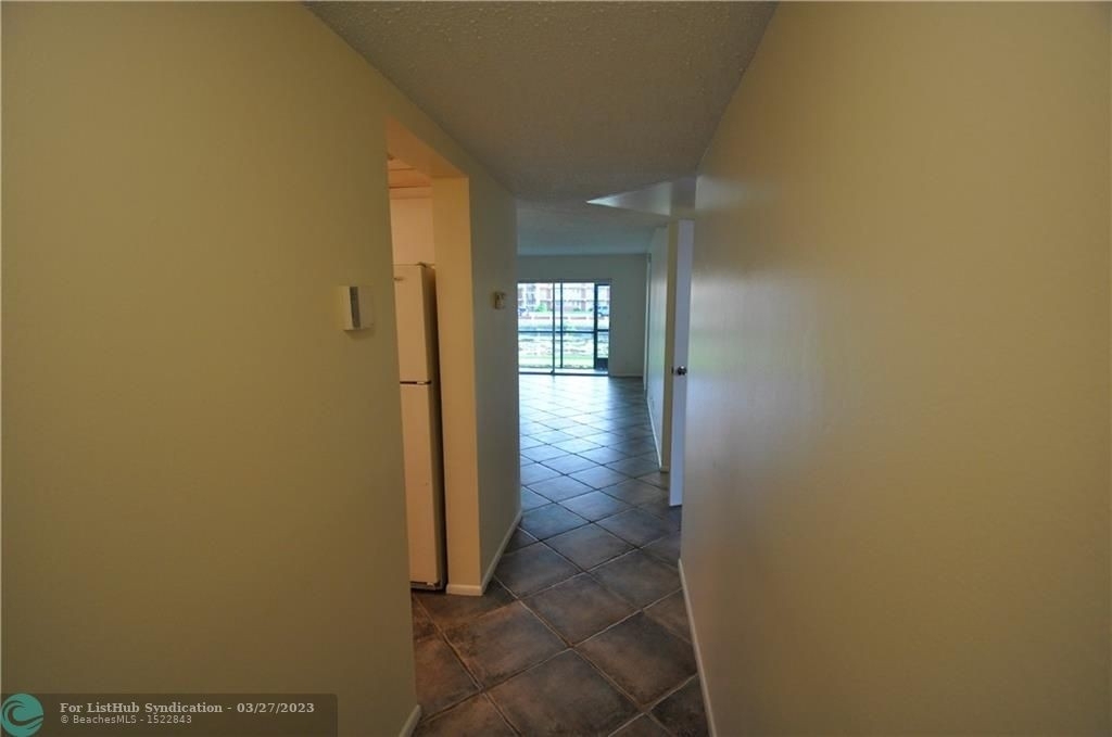 7960 Colony Cir - Photo 2