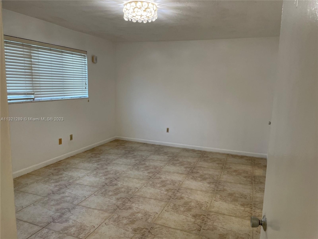 11685 Canal Dr - Photo 10