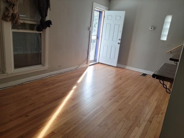 5408 S Hoyne Avenue - Photo 1